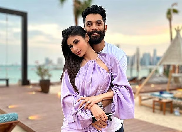 মৌনী রায় ও সুরজ নাম্বিয়ার। ছবি সংগৃহীত