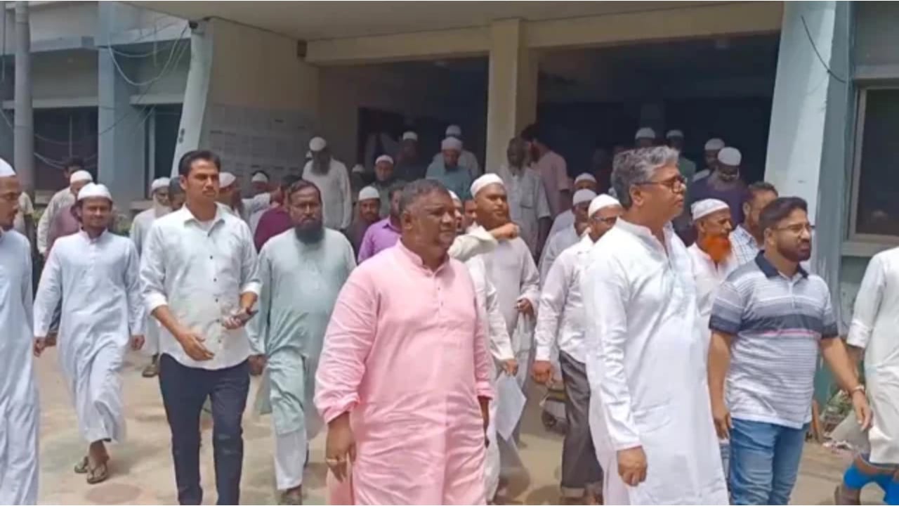 সাভারে ওরস বন্ধের নেতৃত্বে বিএনপি-জামায়াত-হেফাজতের নেতারা