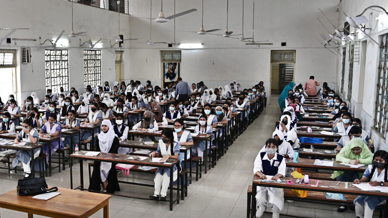 ২ জুলাই থেকে শুরু এইচএসসি পরীক্ষা
