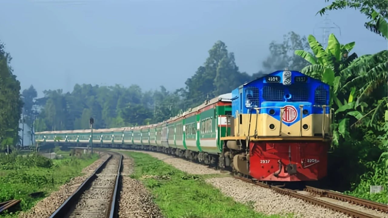 ঈদযাত্রায় বিশেষ ট্রেন, ৩ মার্চ থেকে মিলবে টিকিট
