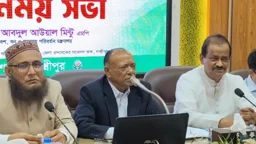 সরকারি চাকরিজীবীদের কাজ হলো কিছু চুরি, কিছু কাজ করা: পরিবেশমন্ত্রী