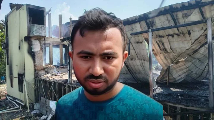 কক্সবাজারে রিসোর্টে আগুন: টুপটুপের ইনচার্জ আটক