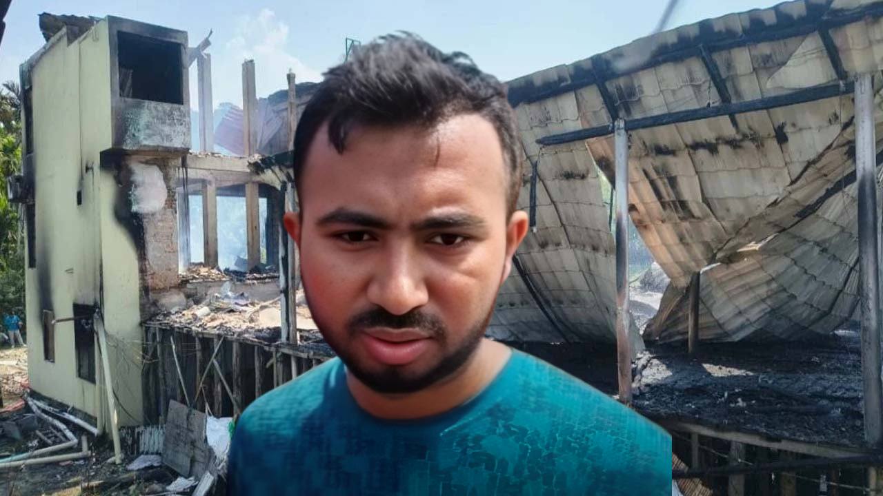 কক্সবাজারে রিসোর্টে আগুন: টুপটুপের ইনচার্জ আটক