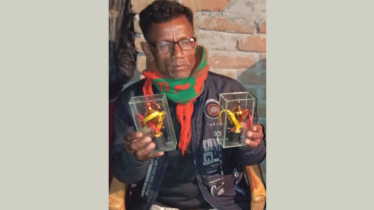 বাগানে পড়েছিলো আ.লীগ নেতার গলাকাটা মরদেহ