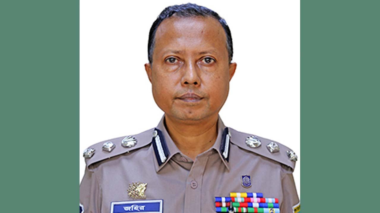 বাসা থেকে মাদক উদ্ধার: অতিরিক্ত ডিআইজি জহিরকে ওএসডি