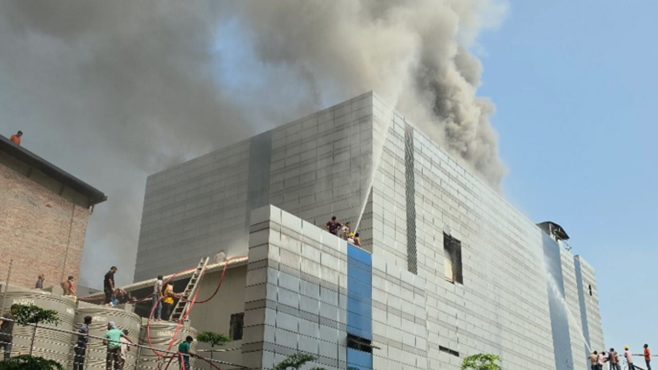 টঙ্গীতে ওষুধ কারখানার আগুন নিয়ন্ত্রণে: ফায়ার সার্ভিস