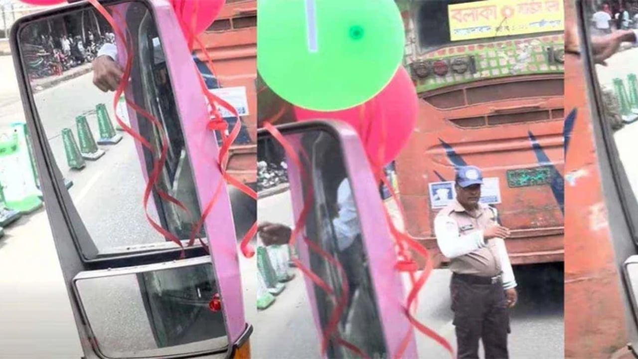 উদ্বোধনের দিনই ‘পিংক বাসে’ বলাকা পরিবহনের ধাক্কা