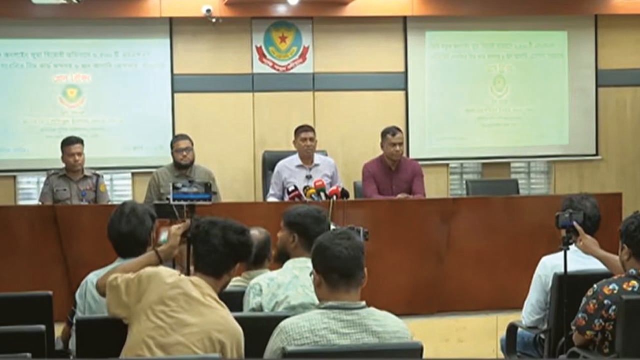 জুলাই আন্দোলনের মিথ্যা মামলায় হয়রানি করলে ব্যবস্থা: ডিবিপ্রধান