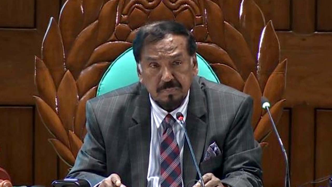 পয়েন্ট অব অর্ডারে পৃথক বিষয়ে কথা, সঠিক নিয়ম স্মরণ করিয়ে দিলেন স্পিকার