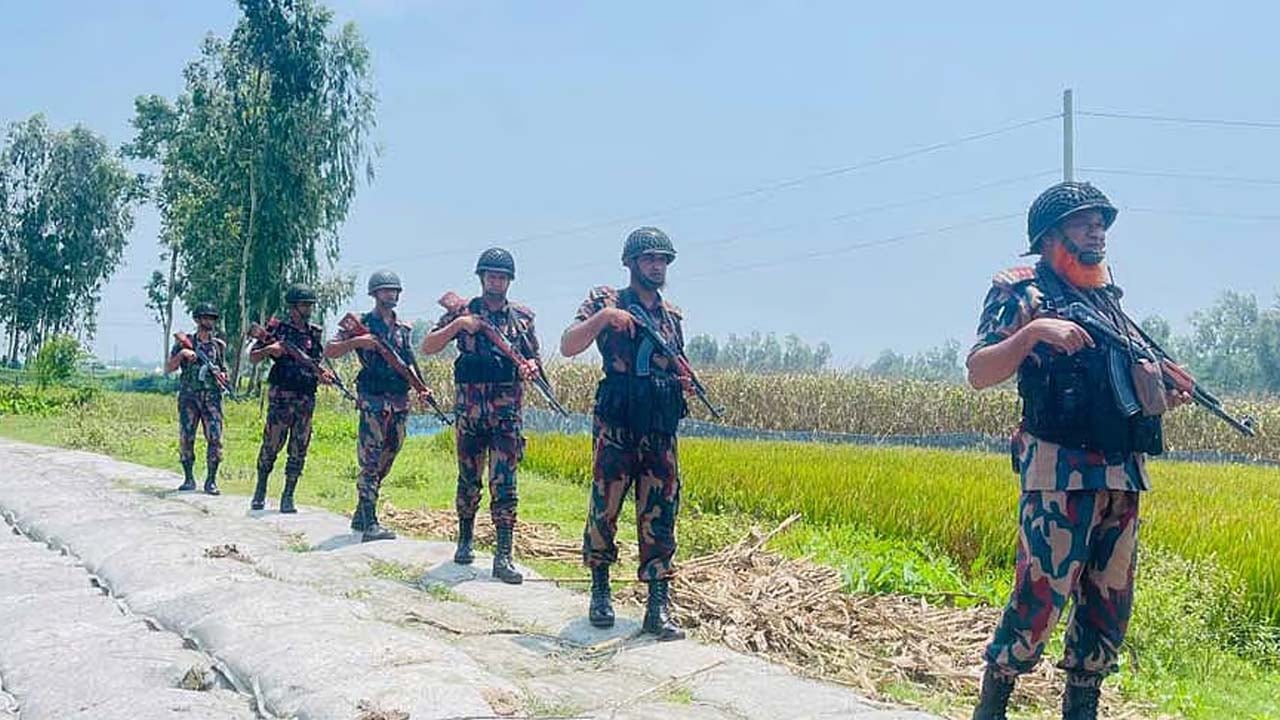 সীমান্ত এলাকায় বিজিবির টহল