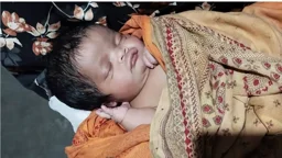 কান্নার শব্দ শুনে ৯৯৯-এ ফোন, উদ্ধার হলো নবজাতক