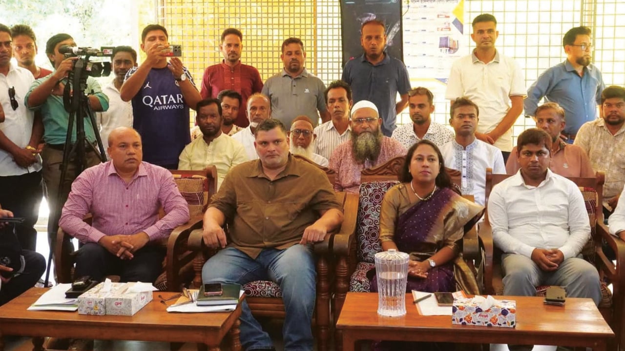 নালিতাবাড়ীর মধুটিলা ইকোপার্কের মহুয়া রেস্ট হাউস মিলনায়তনে উপজেলা প্রশাসনের উদ্যোগে সেমিনার অনুষ্ঠিত হয়েছে