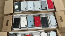কক্সবাজারে ২ হাজার আইফোনসহ ৬ চীনা নাগরিক আটক