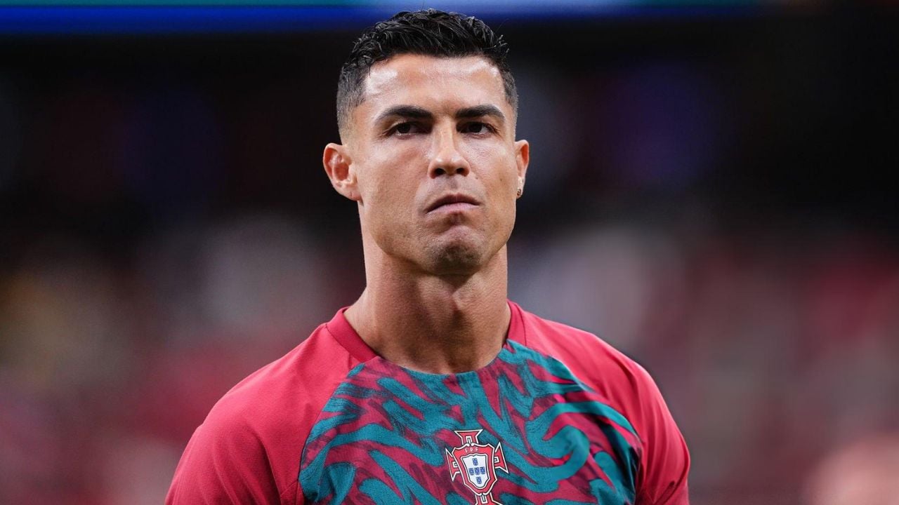 মেসিকে নিয়ে প্রশ্ন করায় বিরক্ত রোনালদো