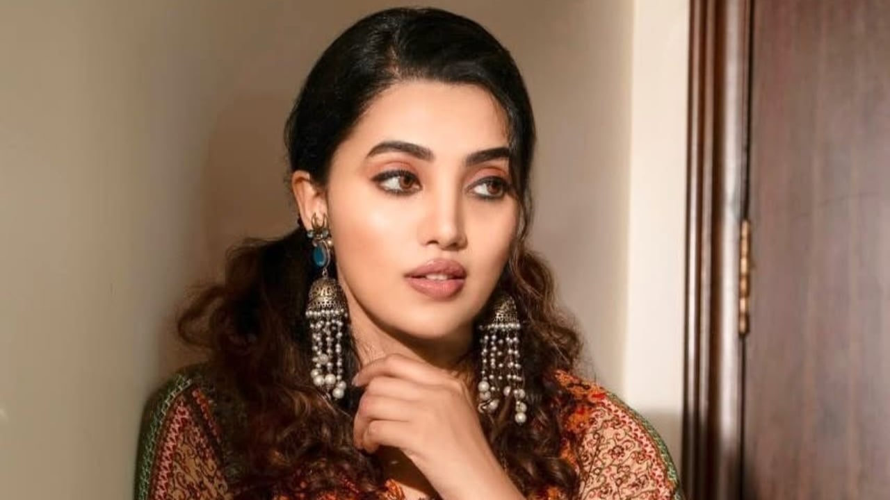 এক মাস পর প্রকাশ্যে অভিনেত্রীর মৃত্যুর খবর