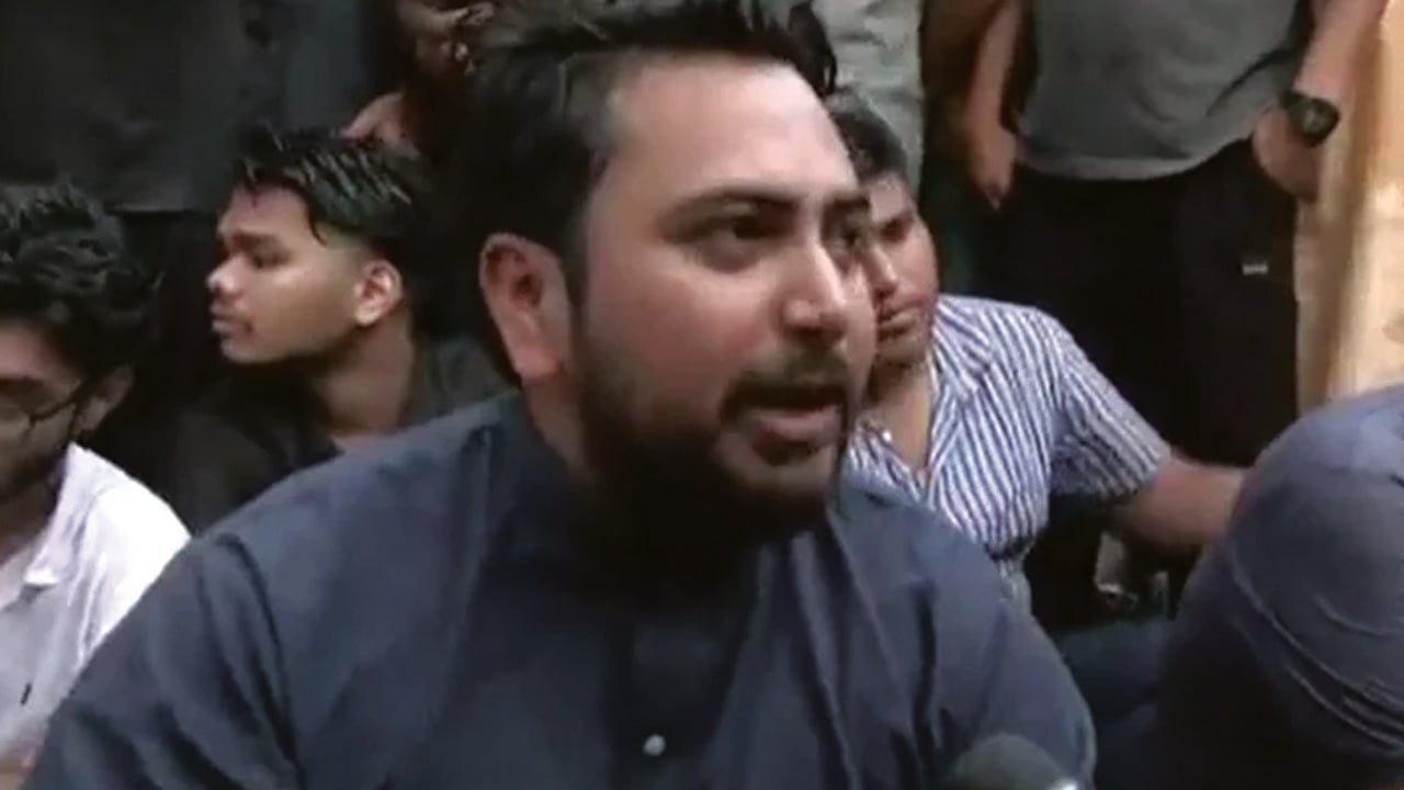 হবিগঞ্জে মামলা করবো, তারপর যাবো: নাহিদ ইসলাম