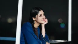 একাকিত্ব নিয়ে ভক্তদের যে বার্তা দিলেন পূজা চেরী