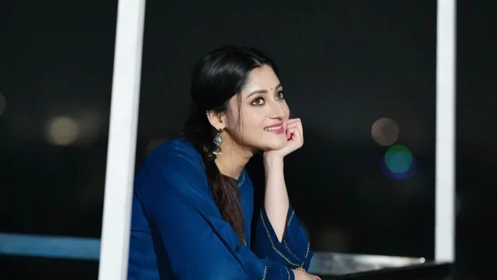 একাকিত্ব নিয়ে ভক্তদের যে বার্তা দিলেন পূজা চেরী