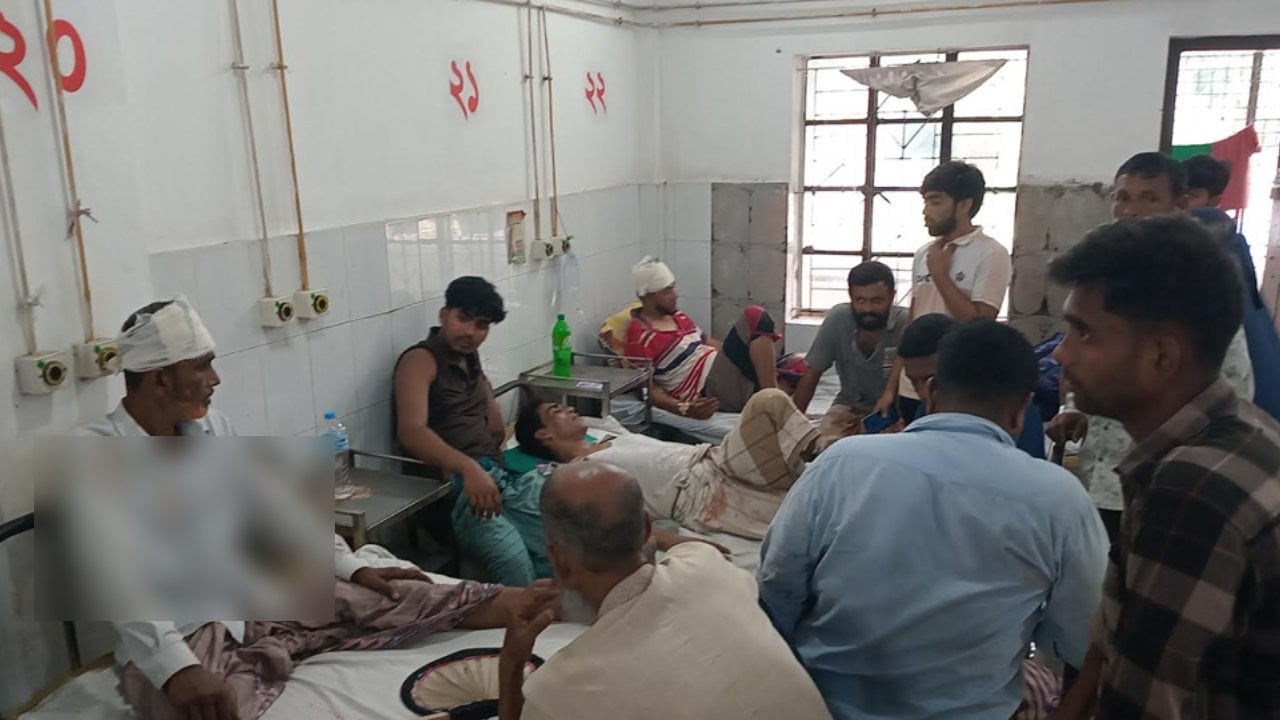 মসজিদ কমিটি নিয়ে দুই পক্ষের সংঘর্ষ, আহত ১২