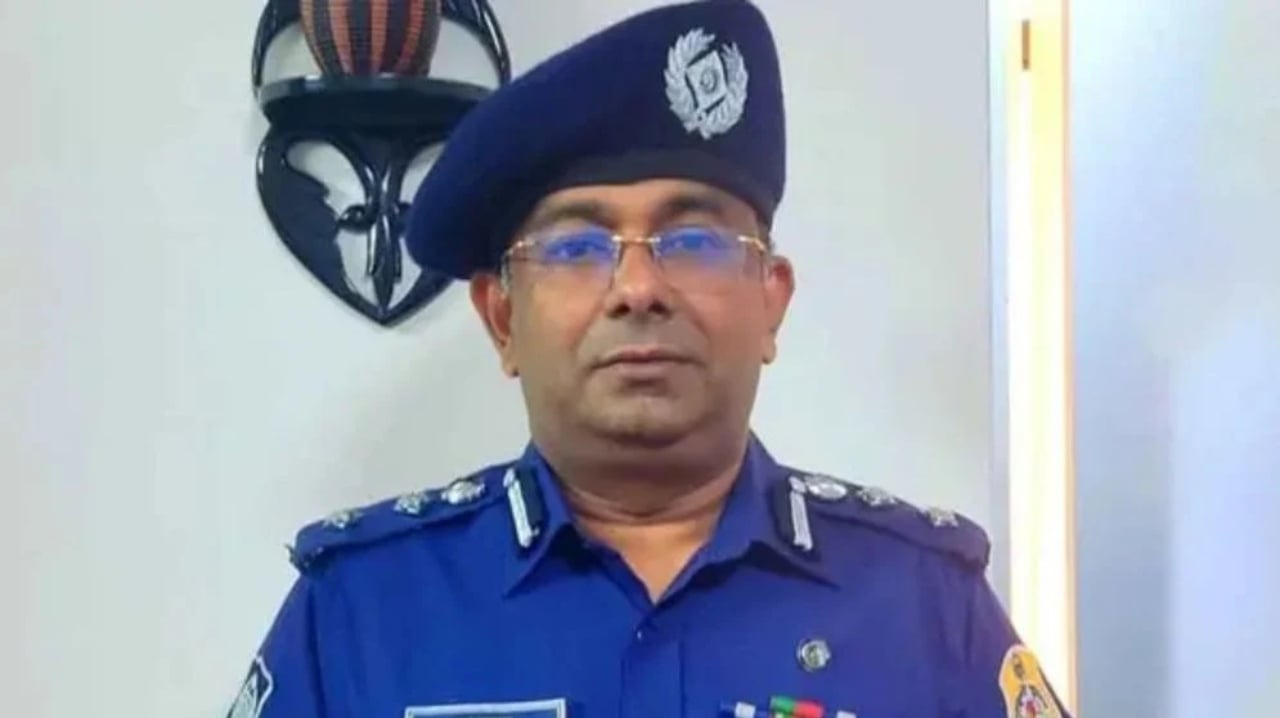 সাবেক পুলিশ সুপার আপেল মাহমুদ বরখাস্ত