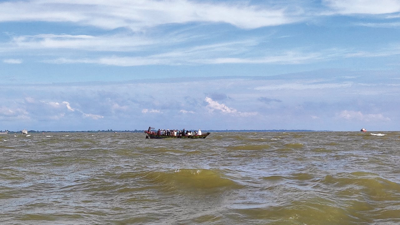 বরিশালের ৫ নদীর পানি বিপৎসীমার ওপরে