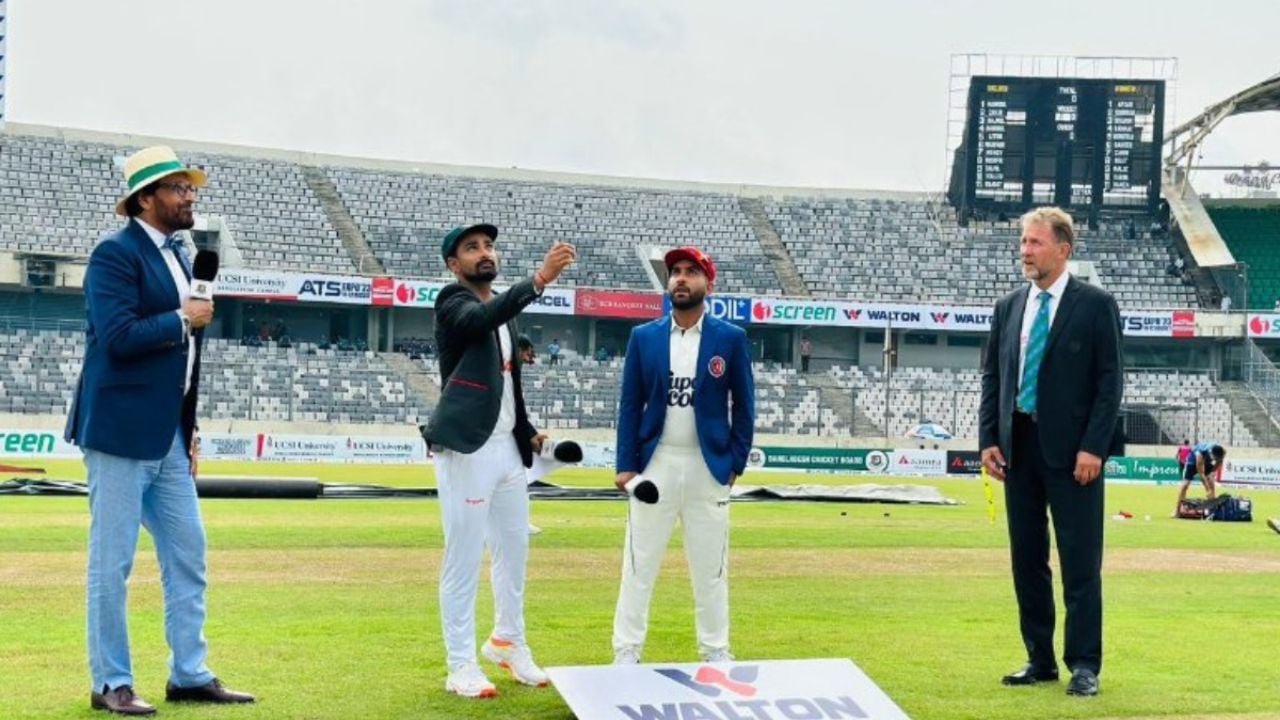 টস জিতে ব্যাটিংয়ে বাংলাদেশ
