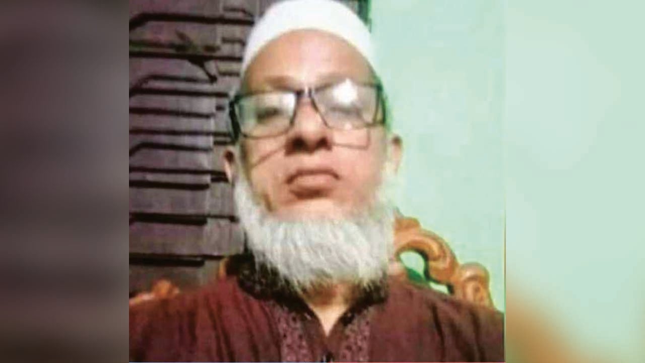 দুই দশক ধরে মৃত শিক্ষকের বেতন তুলে নিচ্ছেন জামায়াত নেতা