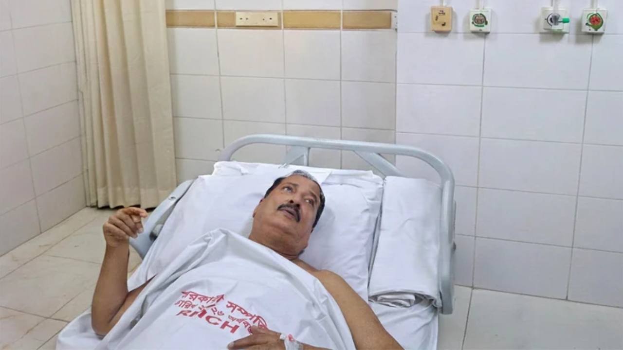 অসুস্থ ভূমিমন্ত্রী মিনুকে রাজশাহী থেকে ঢাকায় স্থানান্তর
