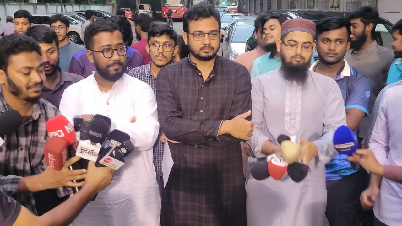 ক্যাম্পাসে ৯০ দশকের পূর্বাভাস লক্ষ্য করছি: ডাকসু এজিএস