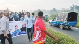 সিরাজগঞ্জে যুবলীগের ঝটিকা মিছিল, ৪ পুলিশ সদস্য প্রত্যাহার
