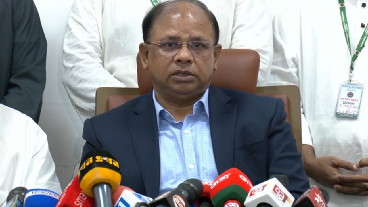 শাপলা চত্বরে হামলায় ৬১ জনের মৃত্যুর তথ্য মিলেছে: চিফ প্রসিকিউটর