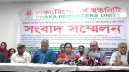 প্রতিশ্রুতি বাস্তবায়ন না হলে আন্দোলনে ফেরার হুঁশিয়ারি প্রাথমিক শিক্ষকদের
