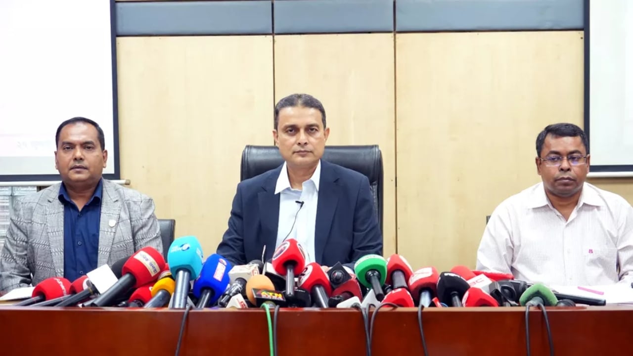 দেশে উগ্রবাদ মাথাচাড়া দেওয়ার আশঙ্কা নেই: সিটিটিসি প্রধান