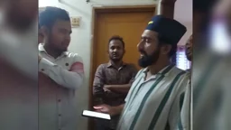 জবি ছাত্রীকে তুলে নেওয়ার চেষ্টা র‍্যাবের, শিক্ষকদের হস্তক্ষেপে উদ্ধার