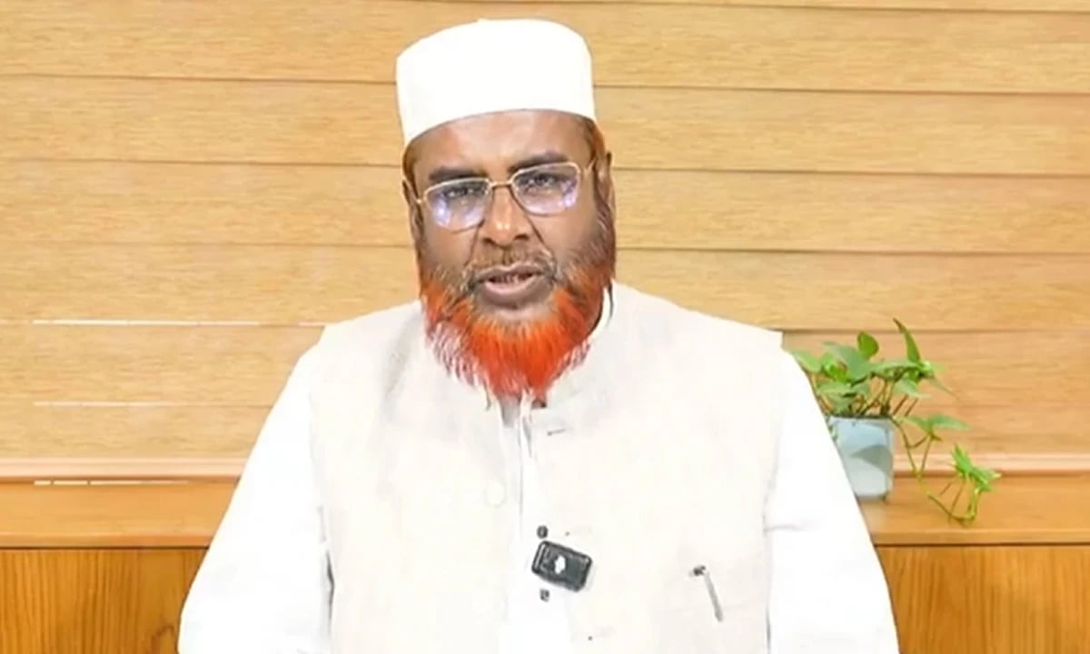 ‘ব্যাংকব্যবস্থা পুনর্গঠন না করে নিজস্ব এজেন্ডা বাস্তবায়নে তৎপর সরকার’ (1)