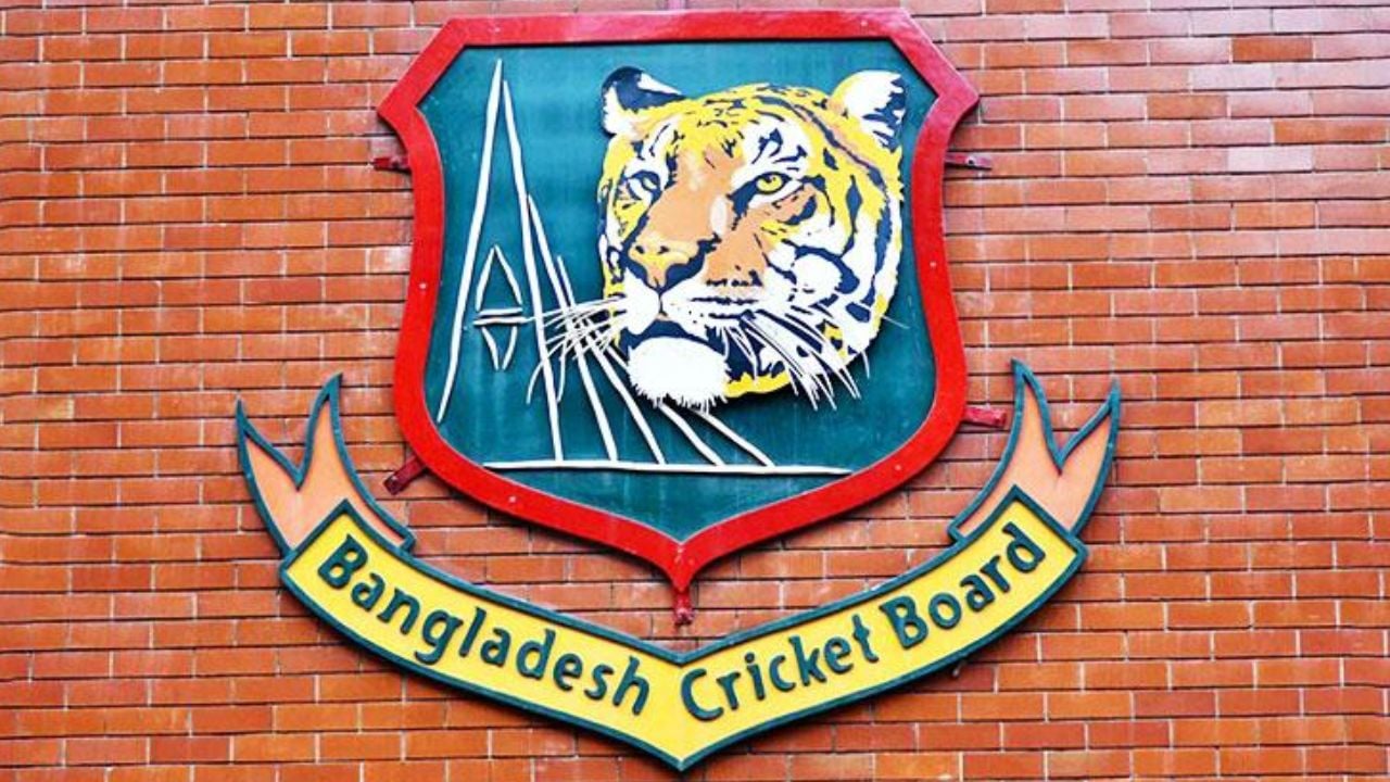 বিসিবি নির্বাচন থেকে সরে দাঁড়ালেন ৩ প্রার্থী