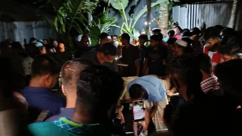 পাবনায় মাছ ধরাতে গিয়ে বজ্রপাতে ৬ জনের মৃত্যু