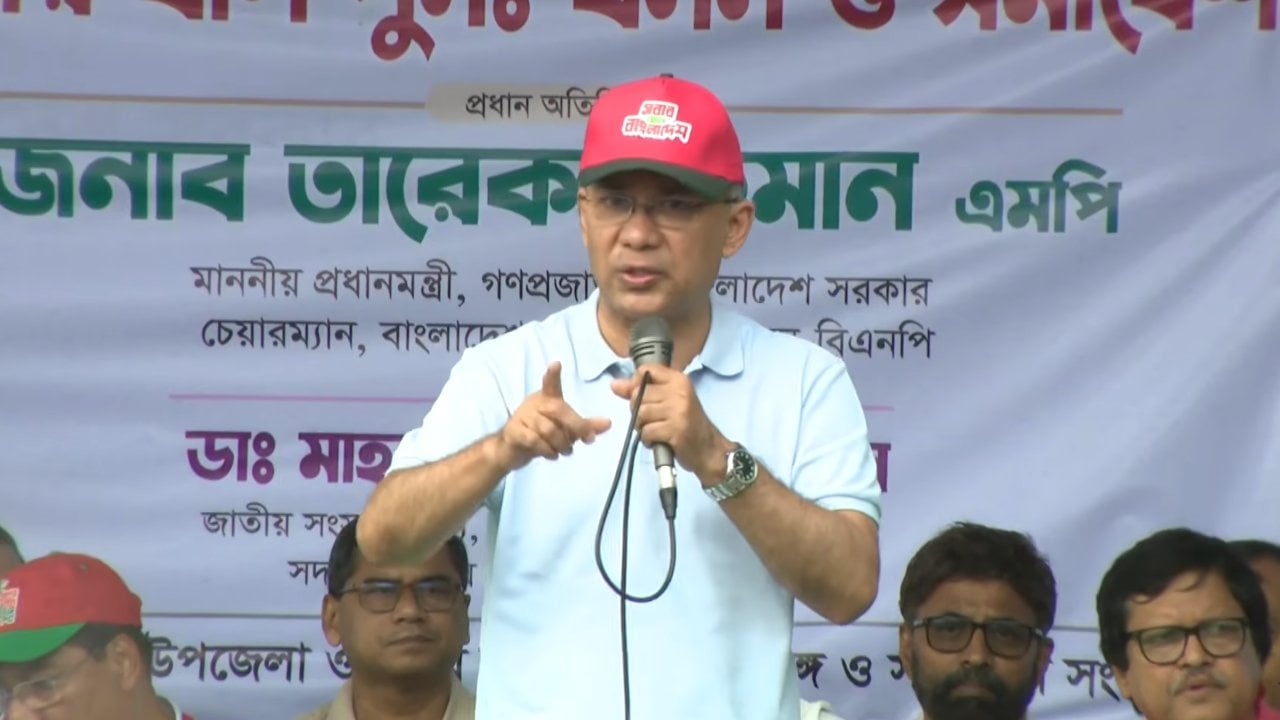 পতিত স্বৈরাচারের সঙ্গে আঁতাত করে অরাজক পরিস্থিতি সৃষ্টি করা হচ্ছে_ প্রধানমন্ত্রী