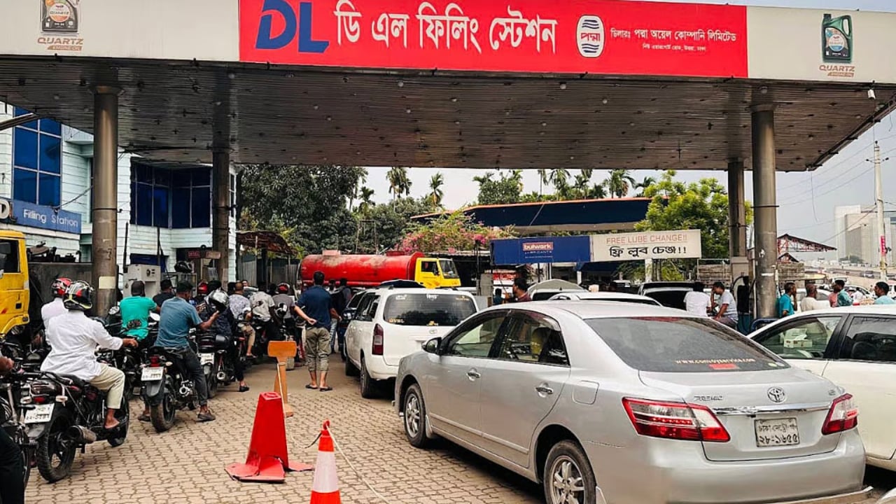 প্রধানমন্ত্রীর খালাতো ভাইয়ের ব্যবসা প্রতিষ্ঠানের ১ কোটি ২১ লাখ টাকা ছিনতাই