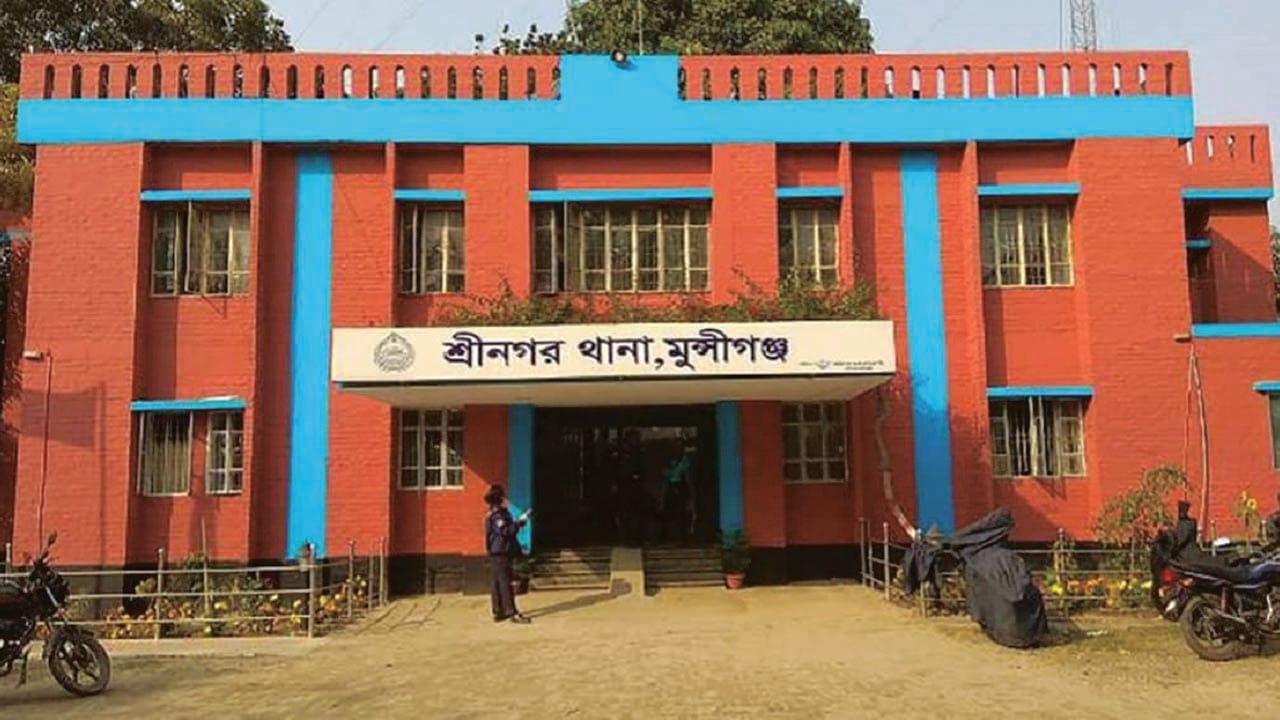 শিক্ষকের মারধরে মাদ্রাসাছাত্রীর মেরুদণ্ডের হাড় ভাঙার অভিযোগ