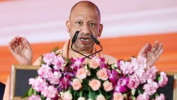 সহিংস বিক্ষোভে অংশগ্রহণকারীদের মিলবে না সরকারি চাকরি: যোগী আদিত্যনাথ