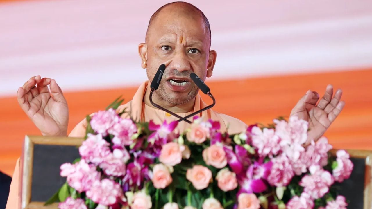 সহিংস বিক্ষোভে অংশগ্রহণকারীদের মিলবে না সরকারি চাকরি: যোগী আদিত্যনাথ