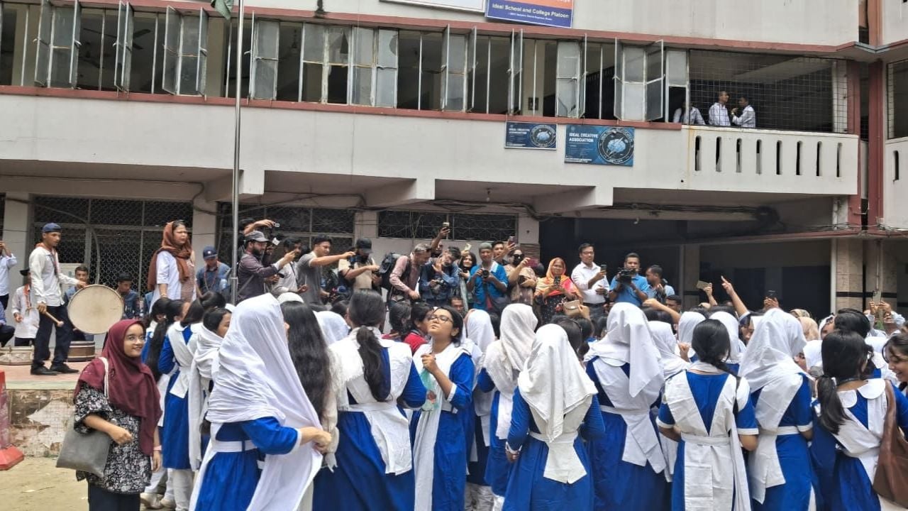 শিক্ষাপ্রতিষ্ঠানে আসছে টানা ৯ দিনের ছুটি