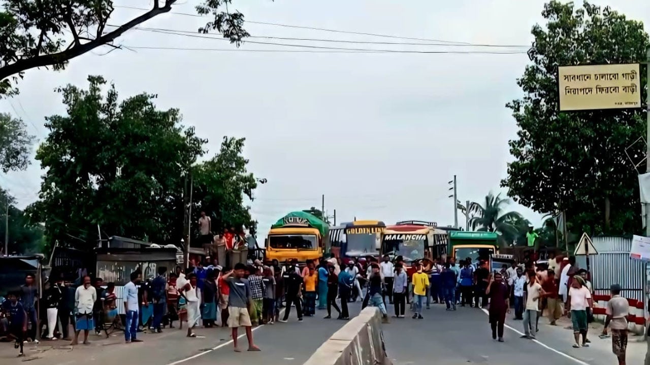 ভাঙ্গায় গ্রামবাসীর সংঘর্ষ উঠে এলো মহাসড়কে, আহত অর্ধশত