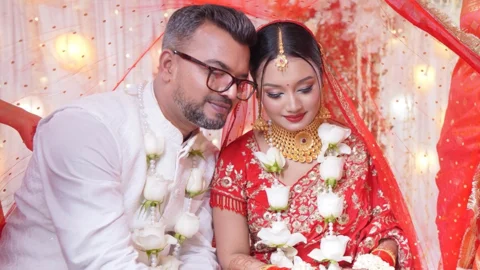 বিয়ে করলেন উপস্থাপিকা ইসরাত পায়েল