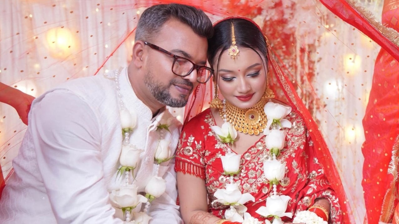 বিয়ে করলেন উপস্থাপিকা ইসরাত পায়েল
