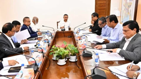 ডেঙ্গু প্রতিরোধে দেশজুড়ে পরিচ্ছন্নতা কার্যক্রম জোরদারের নির্দেশ প্রধানমন্ত্রীর