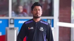 সকালে অনুশীলন করিয়ে রাতেই চাকরি হারালেন আশরাফুল