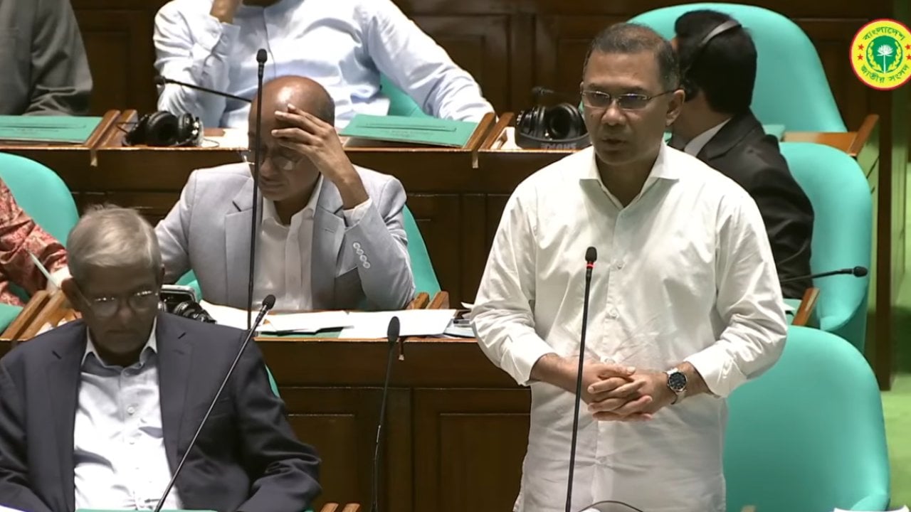 চট্টগ্রাম বন্দরের দুর্নীতি নিয়ে যা বললেন প্রধানমন্ত্রী