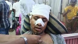 ‘আপা আসার আগেই তোরে মাইরা ফালামু’ বলেই জামায়াত নেতার ওপর হামলা